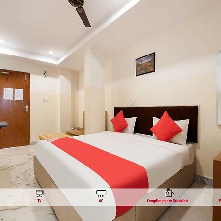 Oyo 69511 Hotel Sea E Pearl Visakhapatnam Exteriör bild