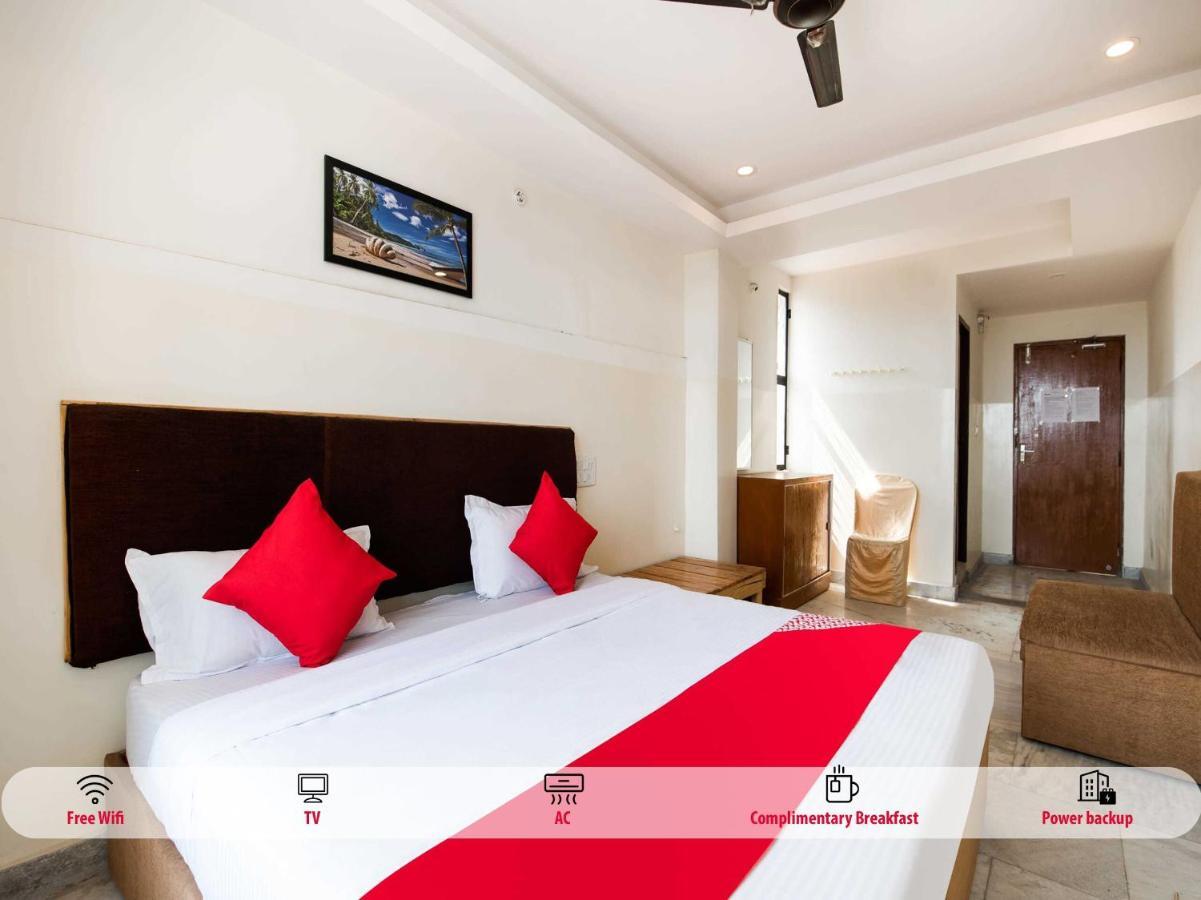 Oyo 69511 Hotel Sea E Pearl Visakhapatnam Exteriör bild