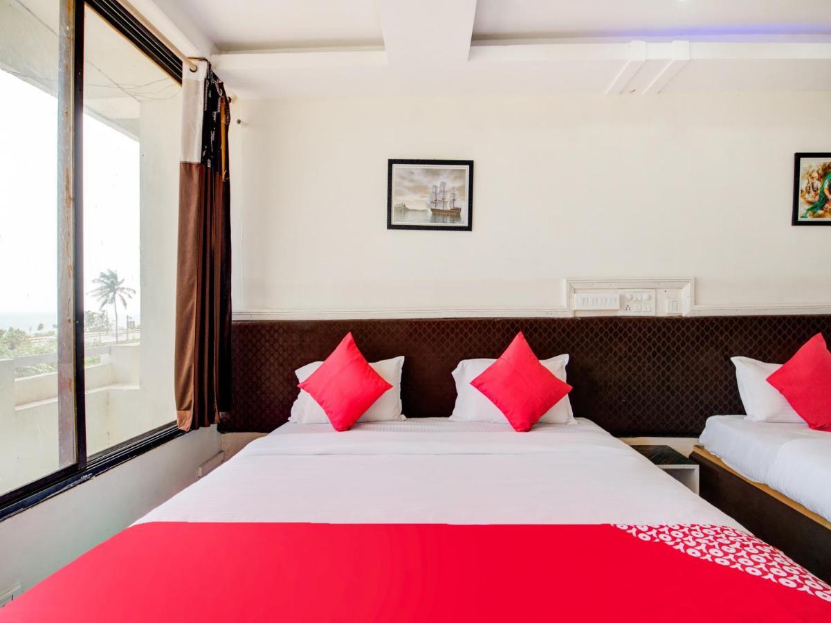 Oyo 69511 Hotel Sea E Pearl Visakhapatnam Exteriör bild